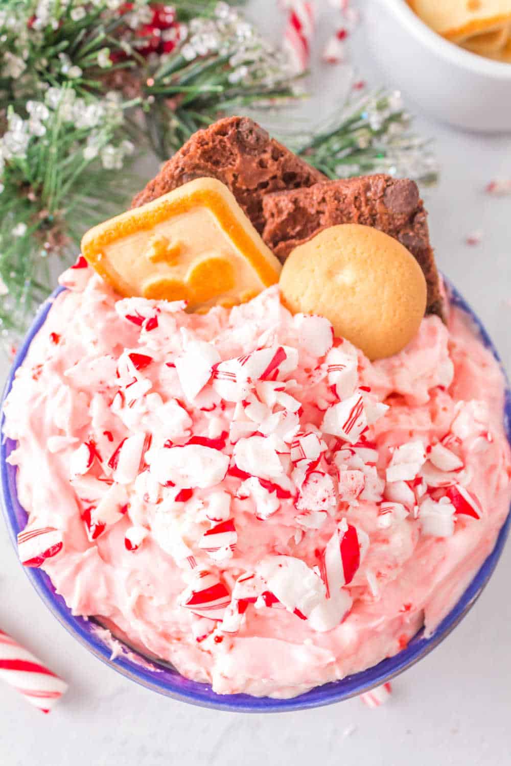Easy No-Bake Candy Cane Dip: Perfect Holiday Party Dessert